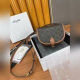 爆款系列 2023升級版馬鞍包CELINE FOLCO TRIOMPHE帆布中