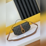 CEL*INE TaBou Clutch牛皮包邊襯裡織物肩背或手提 翻蓋配以裝飾