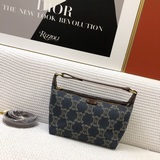新款式Celine，Vintage 中古 牛仔飯盒包 配牛皮肩帶，可拎可背，牛仔