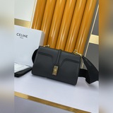 LISA全新 TEEN SOFT16手袋柔軟皮革搭配精緻金屬配件CELINE全球