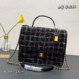 大號、22k現貨！進口方格羊毛呢料  chanel c小方包毛呢鍊條手提包 20