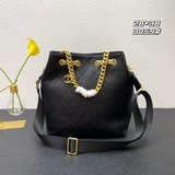 chanel新款水桶包 正品打版 研究了兩個多月的成品 終于閃亮登場啦進口牛皮配