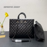 chanel高品質，實拍圖購物袋柔軟小牛皮購物包，袋口有拉鍊，無論什麼場合什麼風