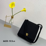 CHANEL香奈兒2023新款鍊條小號流浪包斜挎包chanel春夏新款磨砂皮