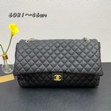 chane 登機包 全新菱格紋機場系列最新品設計實在太具美感手提斜背都可以采用頂