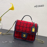 小號、22K現貨！進口方格羊毛呢料  Chanel C小方包毛呢鍊條手提包 20