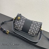 coac h  新款swinger 2325經典logo 印花塗層帆布拼牛皮斜挎