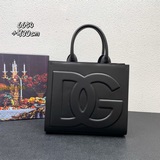 小號tote   【Dolce & Gabbana杜嘉班納 】進口牛皮每一次展