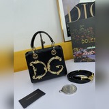 【Dolce & Gabbana 杜嘉班納】頂級原單  細膩手工制造 系列斜挎包