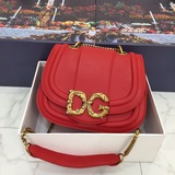 【Dolce & Gabbana 杜嘉班納】進口牛皮簡單時尚為主，2023最D
