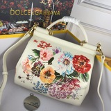 【Dolce & Gabbana 杜嘉班納】高端貨細膩手工制造 衆多明星追崇的最