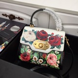 【Dolce & Gabbana 杜嘉班納】進口牛皮，每一次展現總有發熱 發光的