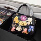 【Dolce & Gabbana 杜嘉班納】進口牛皮，每一次展現總有發熱 發光的