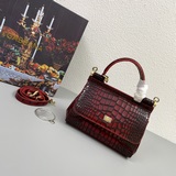 【 Dolce & Gabbana 杜嘉班納】進口牛皮+鳄魚紋每一次展現總有發