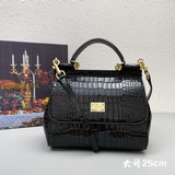 【Dolce & Gabbana 杜嘉班納】大號每一次展現總有發熱 發光的亮點 