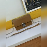 GIVENCHY紀梵希 明星同款 爆款回貨 4G金屬磁力扣翻蓋開合 肩帶可調節