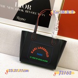 配盒子 KARL度精品 小號購物袋，年輕又大衆化，容量也可以裝好多東西