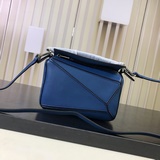 I Loewe you聖誕明星款瘋狂種草mini 0uzzle讓無數女神醉心的美