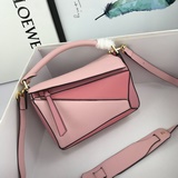 原單品質，火遍全世界的熱銷款Loewe/羅意威： L0153店主自留款哦，送禮佳