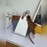 新色怒推！時尚界“變形金剛”—Hammock bag吊床包設計新穎百變 可以
