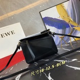 【原版皮高品質】出廠配盒子明星款瘋狂種草mini 0uzzle讓無數女神醉心的美