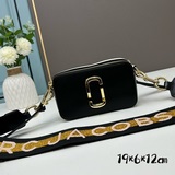 【MJ】Marc Jacob 小馬哥相機包！春夏新色時下最火的IT bag ,