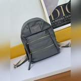 MARC JACOBC原版布面材質，配真皮，白鋼五金，型號6996. 尺寸34-