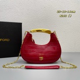配盒子TOM FORD新款鳄魚紋單肩包金色logo字母、金色五金配件、一個平頂