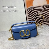 VALENTINO華家 女士MINILOCO 小牛皮 金屬鍊條和細膩皮革組成别緻