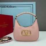 Valentino STUD SIGN 小牛皮HOBO手袋～ - 提手飾有超大