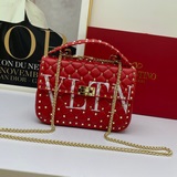 【羊皮】rockstud spike 小號鍊式手袋 采用金屬感柔軟納帕羔羊皮精制