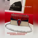 配盒子  全皮 這種撞色也是絕絕子了  絕對是神級作品  配色高級又很複古