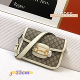 Gucc” 配盒子Horsebit Bag！經典的馬銜扣+Monogram+棕色