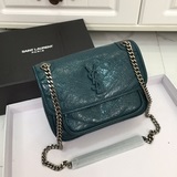 saint laurent.81031#。聖羅蘭niki前翻蓋包，超級大容量,油