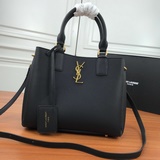 saint laurent 專櫃新款同步！牛皮荔枝紋 手感超贊、3隔層意想不到的