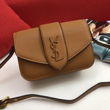 配盒子saint laurent arisysl聖羅蘭最新款號：66145采用進