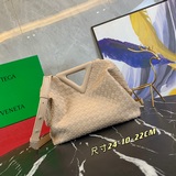 大號  【原版皮高品質】bv 新款編織三角形手提包 the triangle