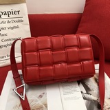 Bottega veneta 爆款設計師Dabiel lee的新款設計 編織時髦