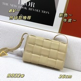 bottega veneta 爆款設計師dabiel lee的新款設計 編織時髦