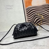 botteg venet 小號 編織 雲朵包  2023最火 the ouch