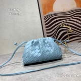 botteg venet 小號 編織 雲朵包  2023最火 the ouch