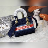淺金【Lady D 刺繡系列】M8002最新系列，汲取大量自然元素，色調貼近植