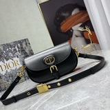 【原版品質】迪奧豆腐包 Dior BOBBY 新款複古包，複古牛皮的紋路，硬挺的