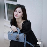 圓版實拍D-joy牛仔布系列，夏日必備單品，精緻的彩色字母吊飾，美得像藝術品，包