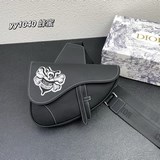 頭層荔枝紋  《黑扣蜜蜂》配原版盒子【Dior homme】2023 Pre-