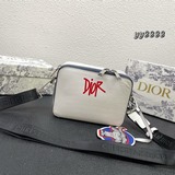 頭層荔枝紋牛皮 高品質《配老虎頭盒子搭配獨家官網牛頭吊飾》Di0R Obliqu