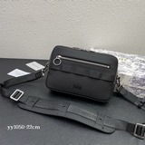 頭層牛皮絲印 《配原版盒子》Dioя homme老花相機包 yy1050新款