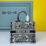 小號藍D刺繡26.5cmBOOK TOTE 手袋這款 Book Tote 手袋由