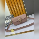 【原版品質】迪奧豆腐包 Dior BOBBY 新款複古包，複古牛皮的紋路，硬挺的