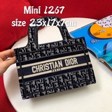 【CD家頂級原單】新品 book tote 老花絲絨款購物袋，标志性的obliq